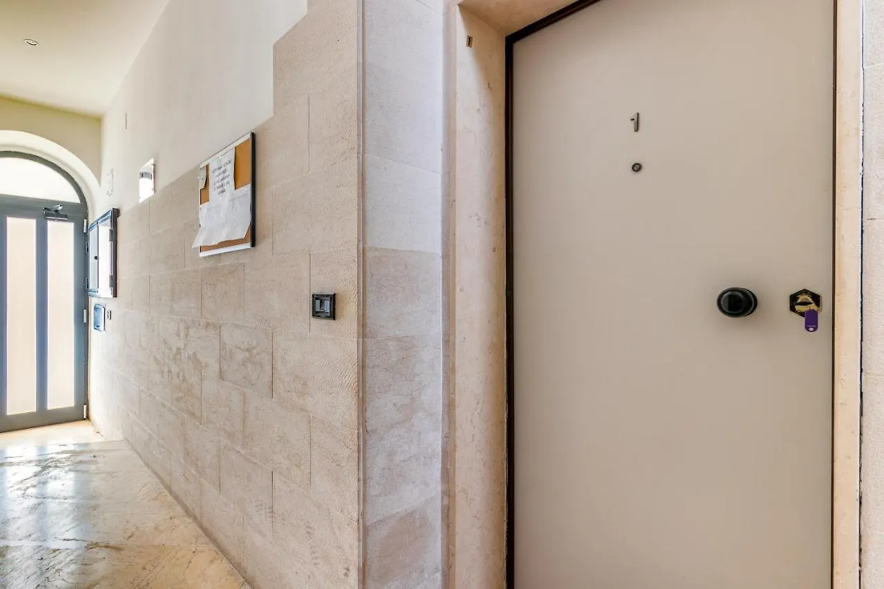 Bari Central Station Vgm Apartments Italia